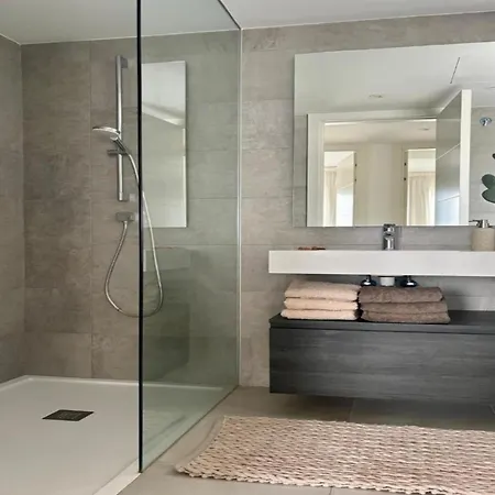 Lejlighed Penthouse With Lagoon Views For 6