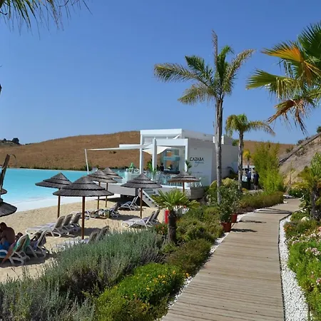 Penthouse With Lagoon Views For 6 Lejlighed Estepona