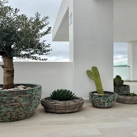 Penthouse With Lagoon Views For 6 Lejlighed