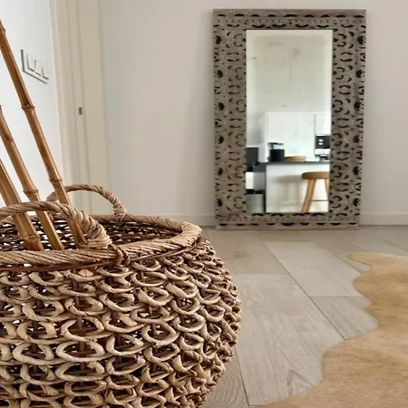 Penthouse With Lagoon Views For 6 * Estepona